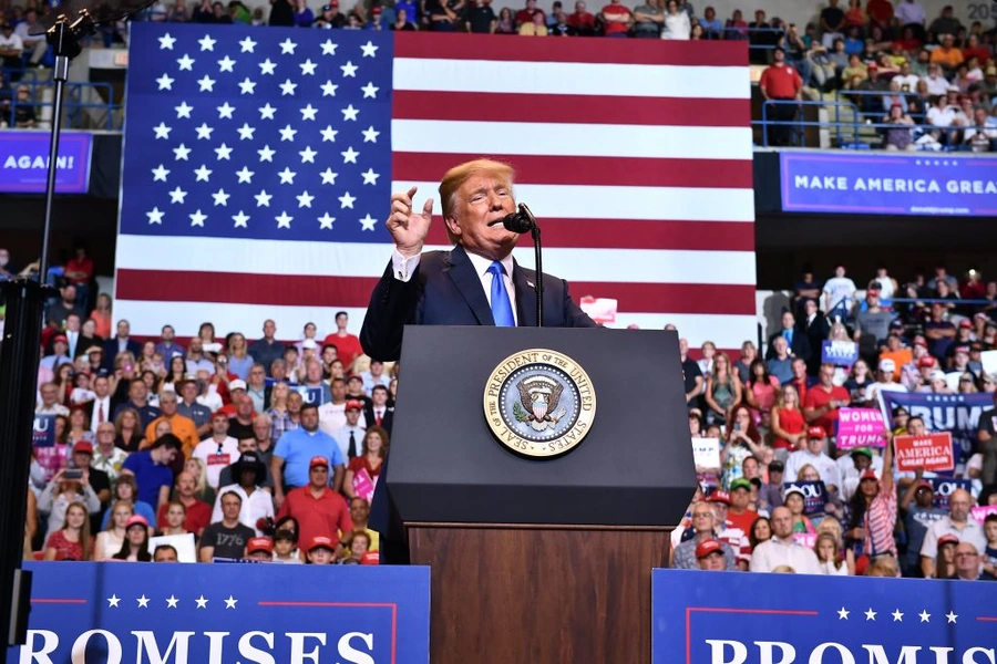 Trump ønsker at USA skal bli ledende innen kunstig intelligens og kryptovalutaer Trump-ønsker-at-USA-skal-bli-ledende-innen-kunstig-intelligens-og-kryptovalutaer